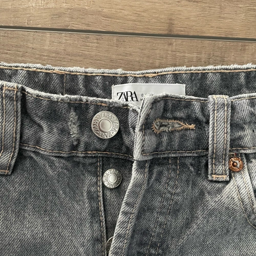 Zara Straight Leg Jeans - Picture 3 of 8
